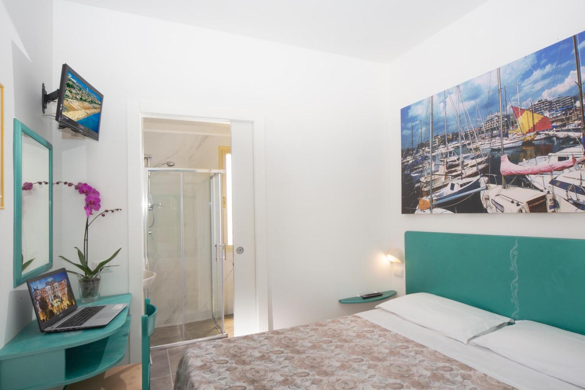 Hotel Marselli リミニ エクステリア 写真