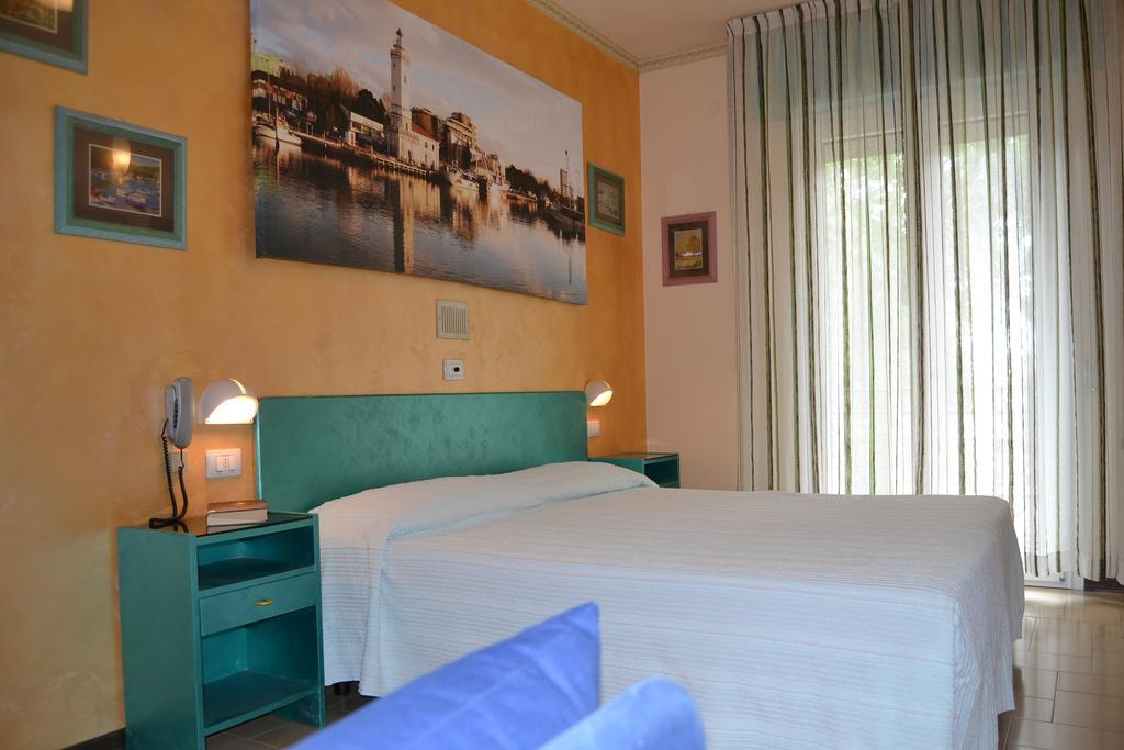 Hotel Marselli リミニ エクステリア 写真