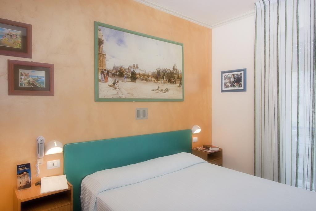 Hotel Marselli リミニ エクステリア 写真